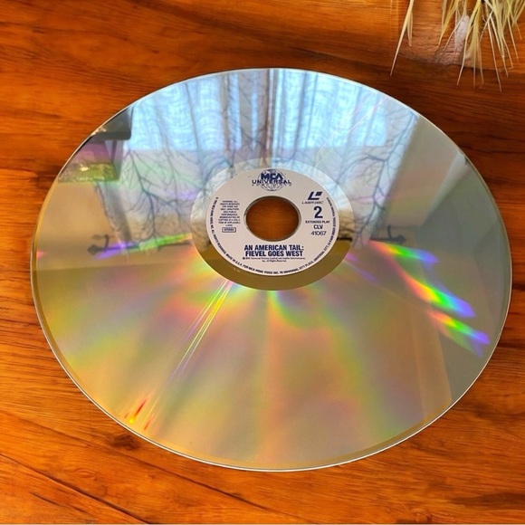 VINTAGE An American Tail: Fievel Goes West - MCA Universal Digital LaserDisc - Picture 5 of 6